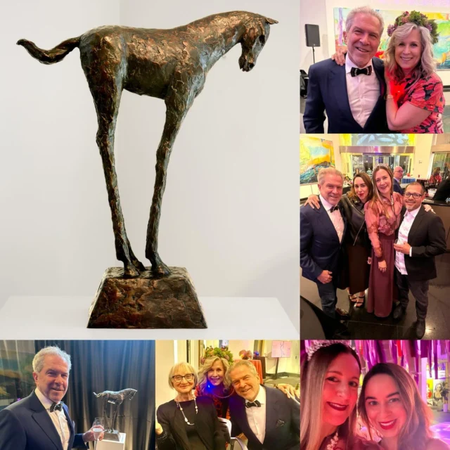 🌼🌺What a night at ArtSmash🌺🌼
Raffle opportunity still open to everyone NOW! A winner will be selected and notified Monday!  Only HOURS remain to buy in @kempermuseum for a chance to win THIS sculpture by #tomcorbin 
#linkinbio  Donate $100 for the opportunity to win Horse Study #4, a sculpture donated by internationally renowned Kansas City-based sculptor Tom Corbin. Now in his fourth artful decade, Tom’s work appears in over 20 public collections including Kemper Museum of Contemporary Art’s Permanent Collection. Individual collectors include Nicole Kidman, Jack Nicholson, Sofia Vergara and the late Frank Sinatra. Public installation sites include the United Nations, Florida State University, The University of Oregon and The Kauffman Foundation. Tom was most recently awarded the commission to produce a bronze monument of President Harry S. Truman for Statuary Hall in the U.S. Capitol.  Horse Study #4
Edition 80
25”H, 7”D, 21”W
Bronze, green/brown patina  From Prehistoric cave drawings to Renaissance masterpieces and present day icons, horses have been a recurring theme in paintings and sculpture alike in various cultures throughout history. While Tom Corbin focuses primarily on the human figure, he has always been intrigued by equines and continues to find new inspiration in the subject.
